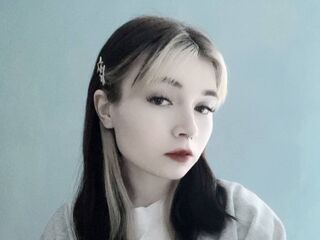 adult webcam chatroom MelissaLey