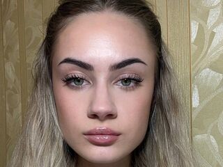 camslut masturbating MellieSchultze