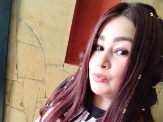 camgirl playing with vibrator MiaArdi