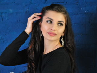 naughty cam girl masturbating MilaDevis