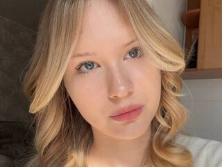 naked webcam girl NanceyMonteverde