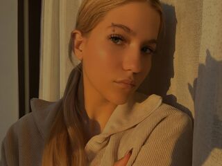 girl NicoleOrtiz