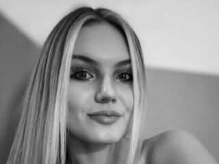 naughty chat NixieRaven