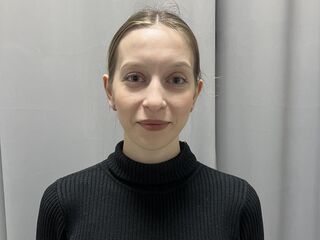 chat with cam OliKlark