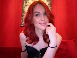hot cam girl fingering shaved pussy OpheliaGolde