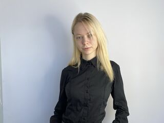 camgirl shaving pussy PhyllisBrancato