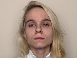 webcam babe chat room PoulaShade