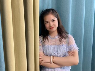 hot strip tease web cam QiYaTing