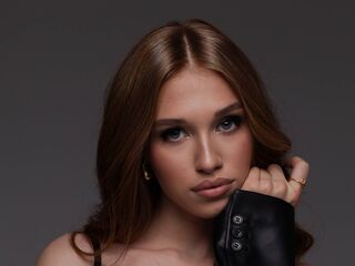 closeup cam RanaeEtherington