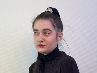 naked camgirl masturbating RayRieu