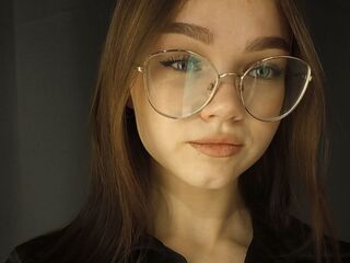 camgirl chat room RaychelEvans
