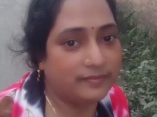 cam slut chat RiyaSen
