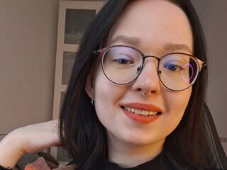 cam girl chatroom RobynKlark