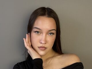 fingering RosannShrier