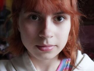 camgirl picture SerafinaGoettl