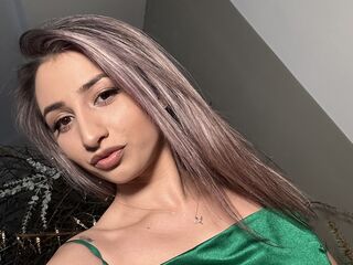 beautiful webcam girl SerayaRose