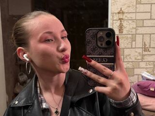 naked girl with live cam ShawnGoick
