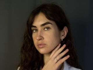 shaved pussy webcam ShelaCurren