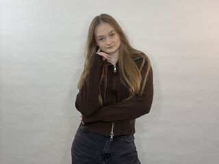 cam girl photo SigneKeatley