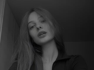shaved pussy webcam SnoopikSun