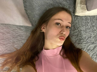 hot cam girl masturbating with sextoy SofieLynn