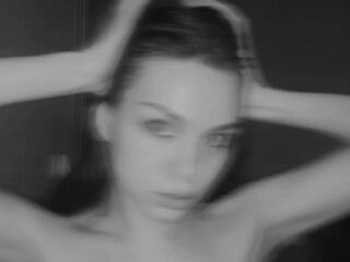 nude webcam girl photo StealthKate