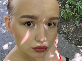 cybersex chat room SusannahBuffalo