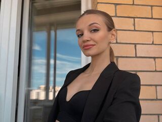girl webcam naked SuzanUemura