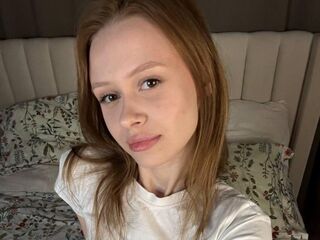 fingering girl chat TaraGnagey