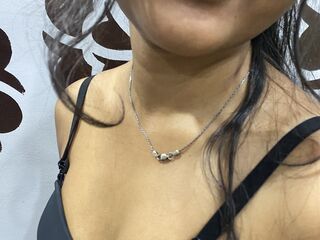 camwhore masturbating with dildo TaraPatel