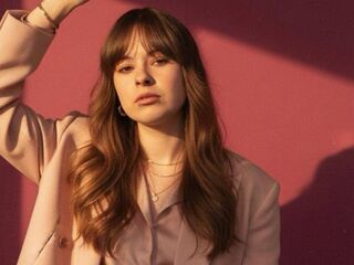 adult webcam chatroom TerinaLairmore