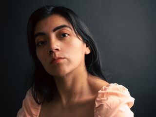 hot webcam video TessaBisou