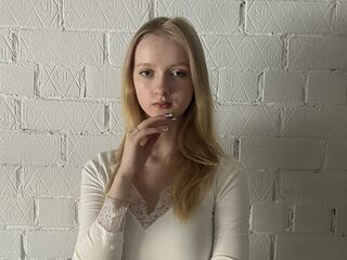 fingering webcamgirl picture TiaraHaberkamp