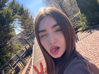 cam show ValarieZohn