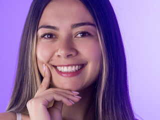 cybersex chatroom ValentinaForest