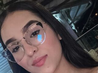 camgirl masturbating with sex toy ValentinaSparks