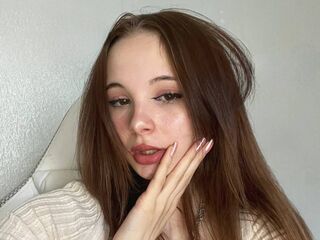 naughty cam girl fingering pussy VeronaHewlett