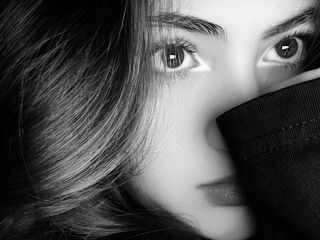 camgirl webcam picture VickyToure