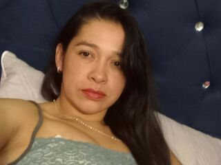 free chatroom VictoriaCruzL
