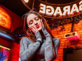 adult cam sex XeniaUsher