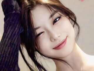 cam girl playing with vibrator YumiMorie