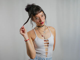 camgirl shaving pussy YunseoHant