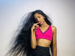 cam girl masturbating with sextoy ZaraElina