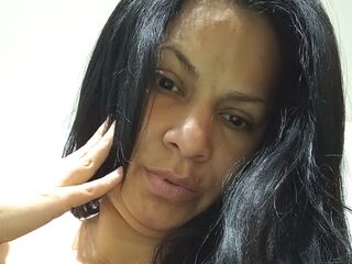 camgirl playing with vibrator Zharat