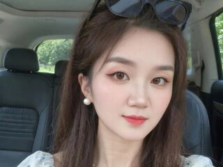 camgirl fingering shaved pussy tingyan